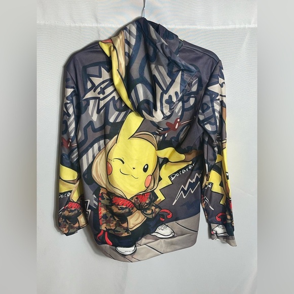 Source Unknown Pikachu Graphic Hoodie - Picture 3 of 5